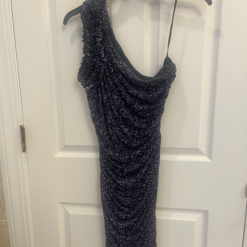 Minelli One-Shoulder Dress in Navy and White